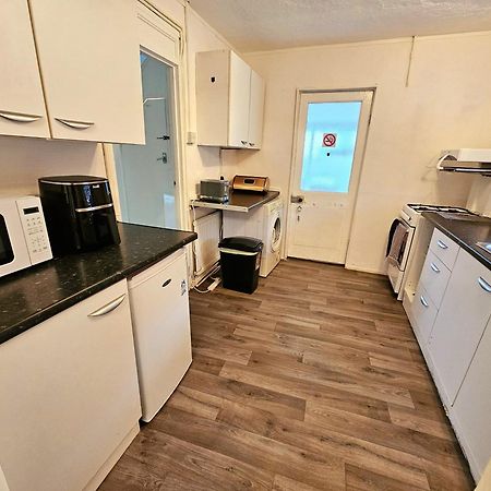 Cozyhome-3Br-5Guest#Netflix#Parking#Garden Nottingham Ngoại thất bức ảnh